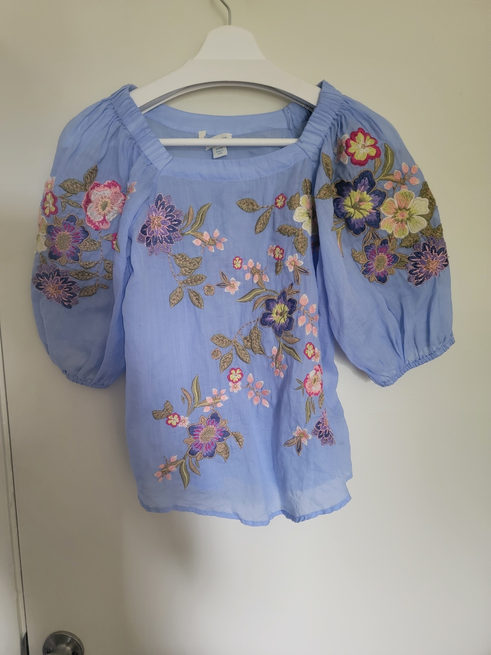 Sundance Sky Blue Floral Embroidered Peasant Blouse